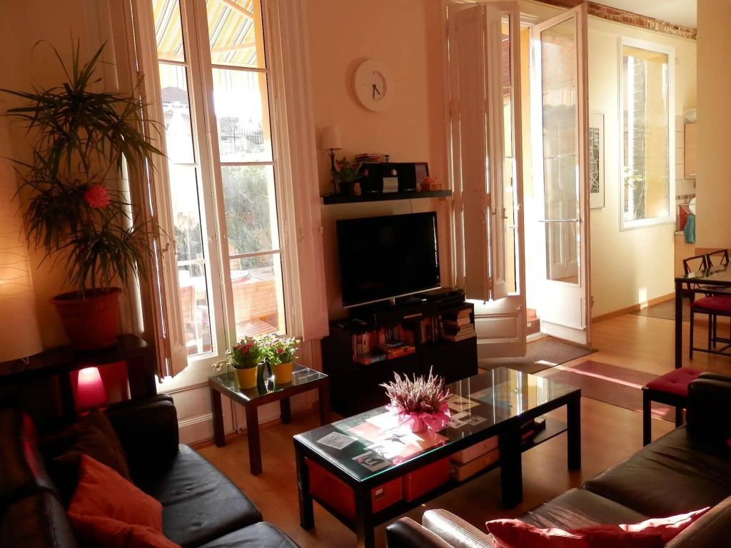 غرفة معيشة صورة