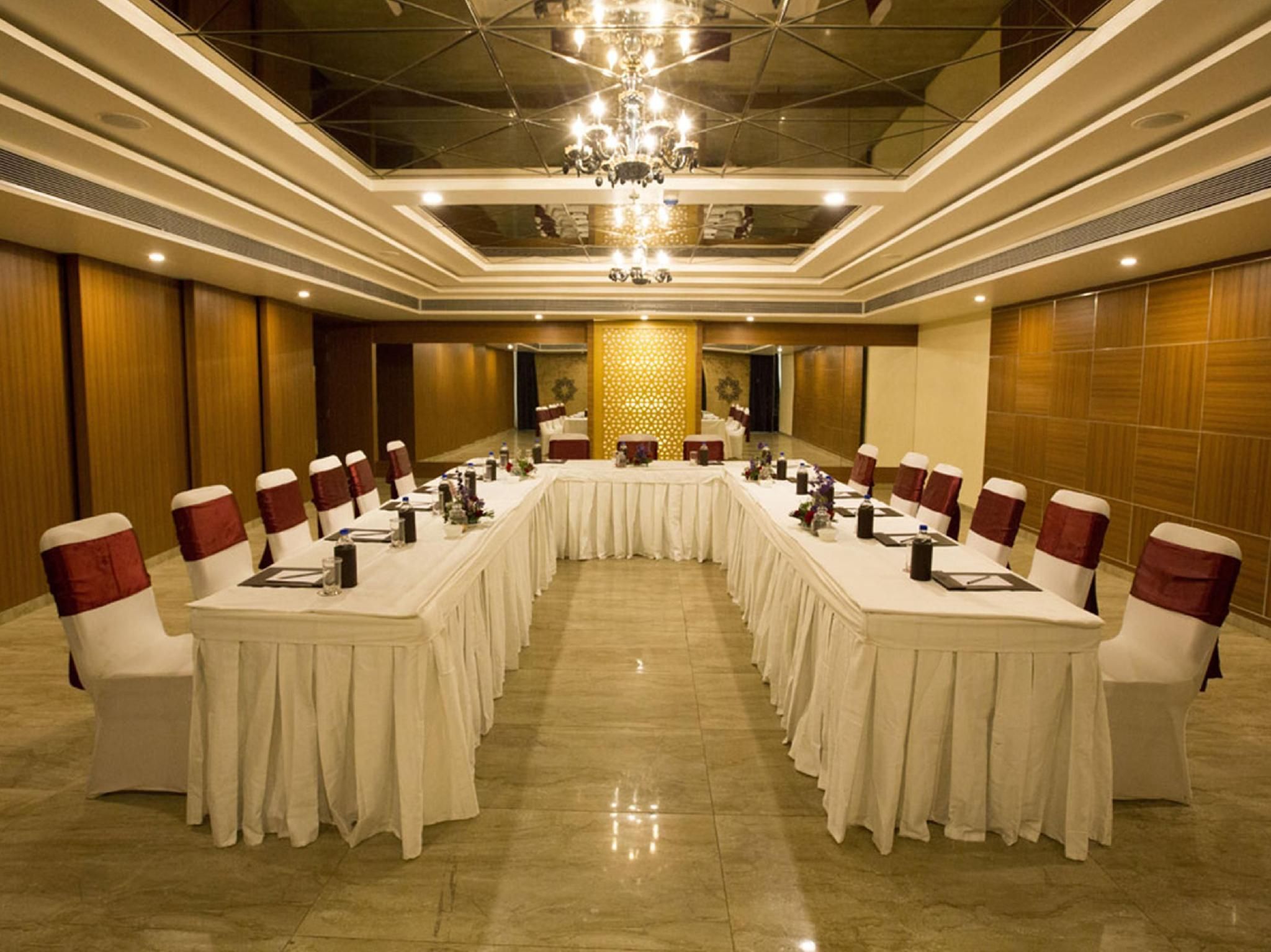 غرفة الاجتماعات