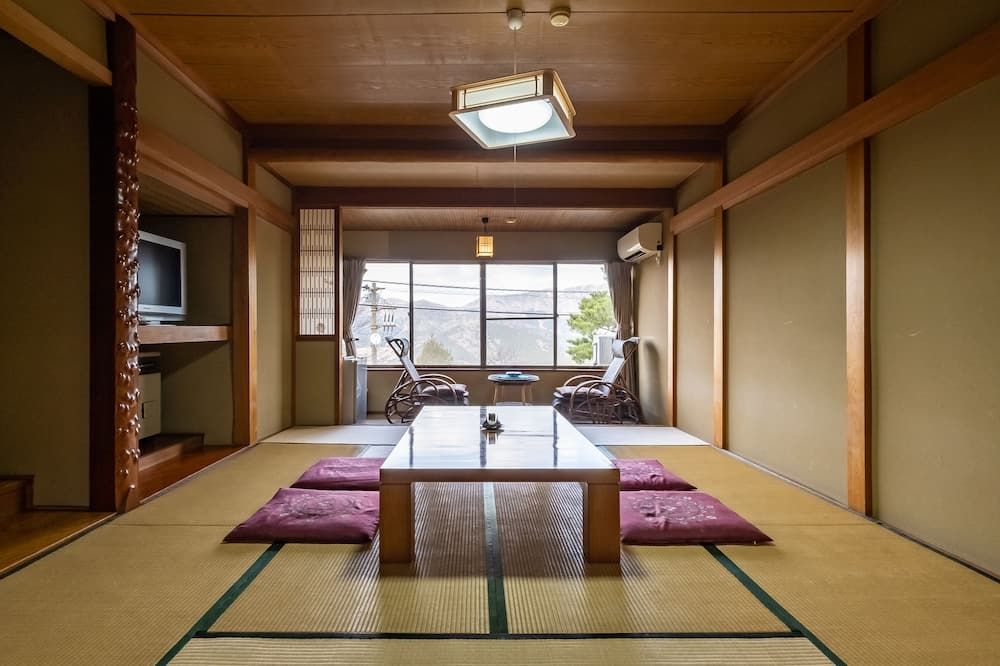 غرفة طعام صورة