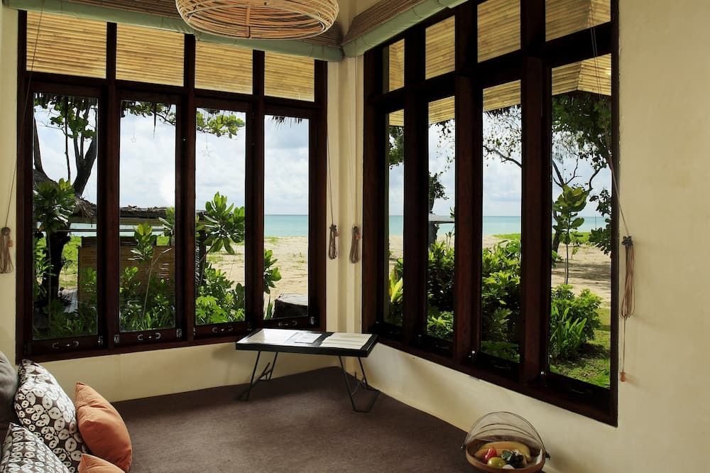 آخر