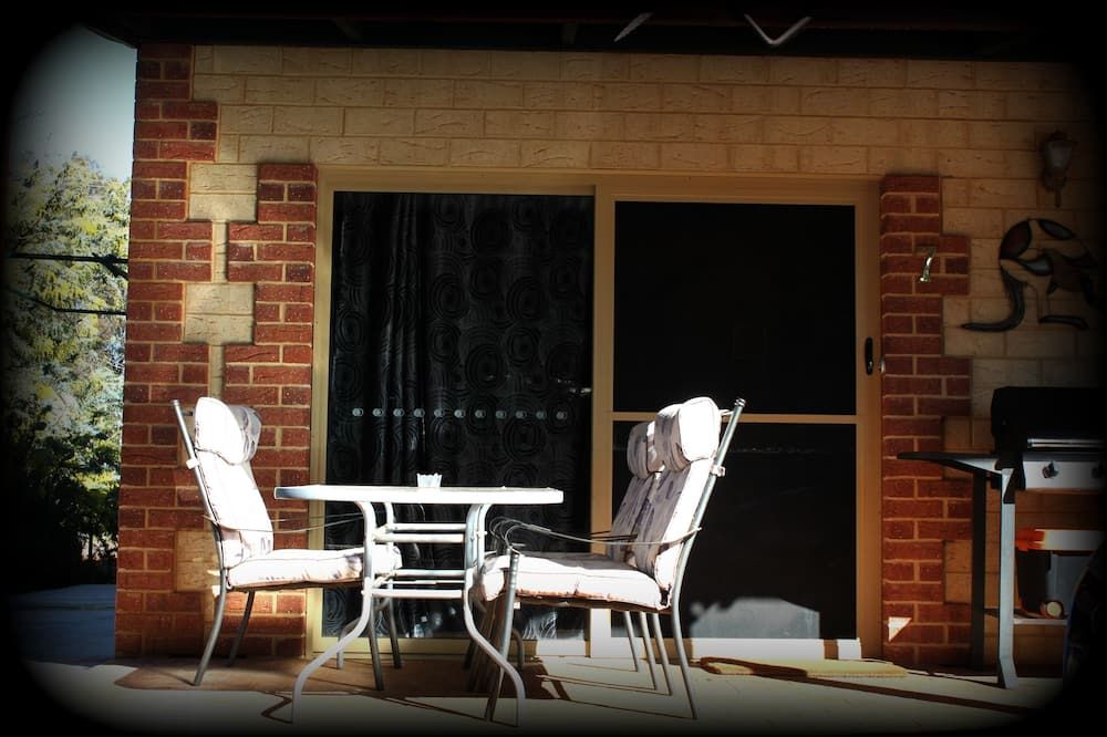 شرفة مرصوفة