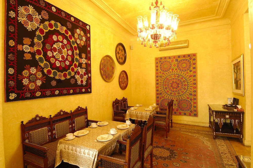 مطعم