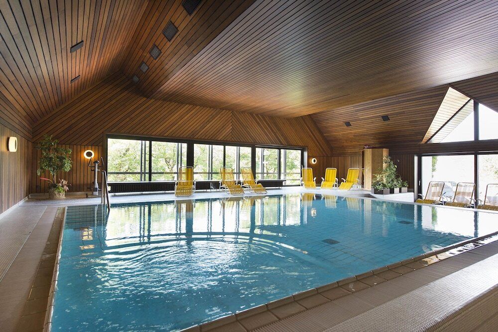 حوض السباحة صورة