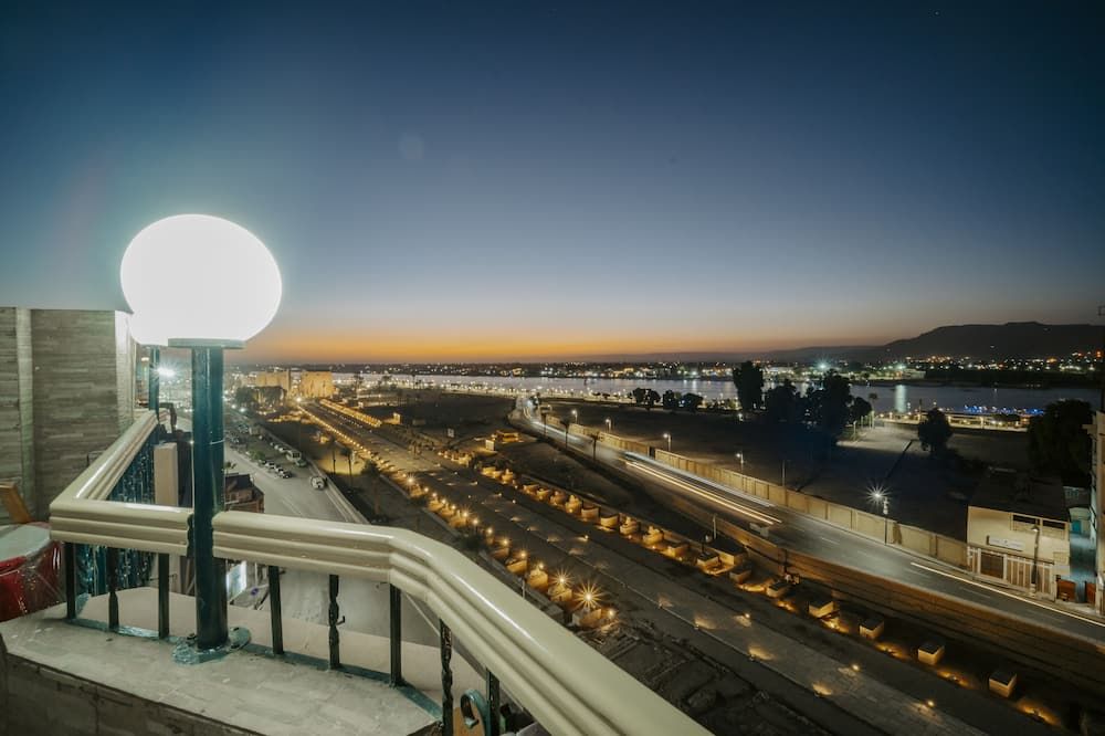شرفة صورة