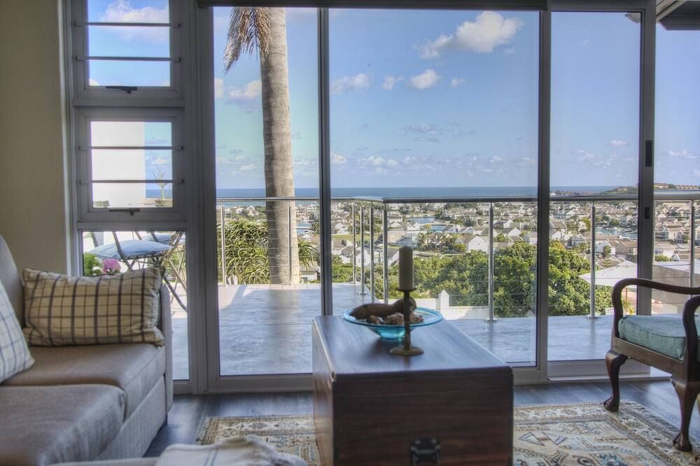 غرفة معيشة صورة