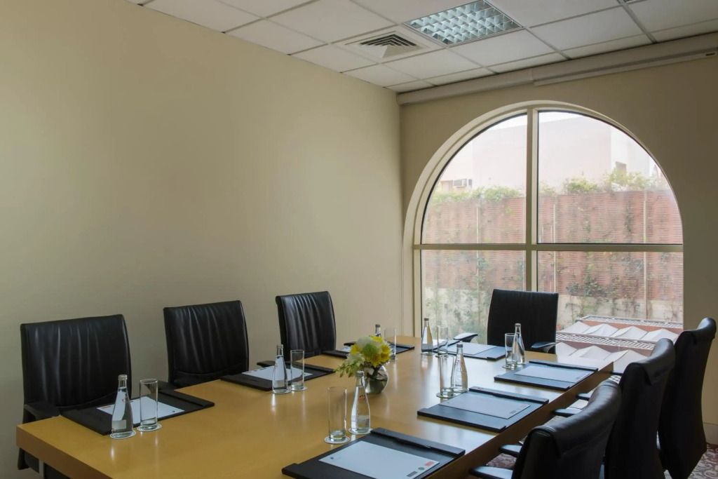 غرفة الاجتماعات