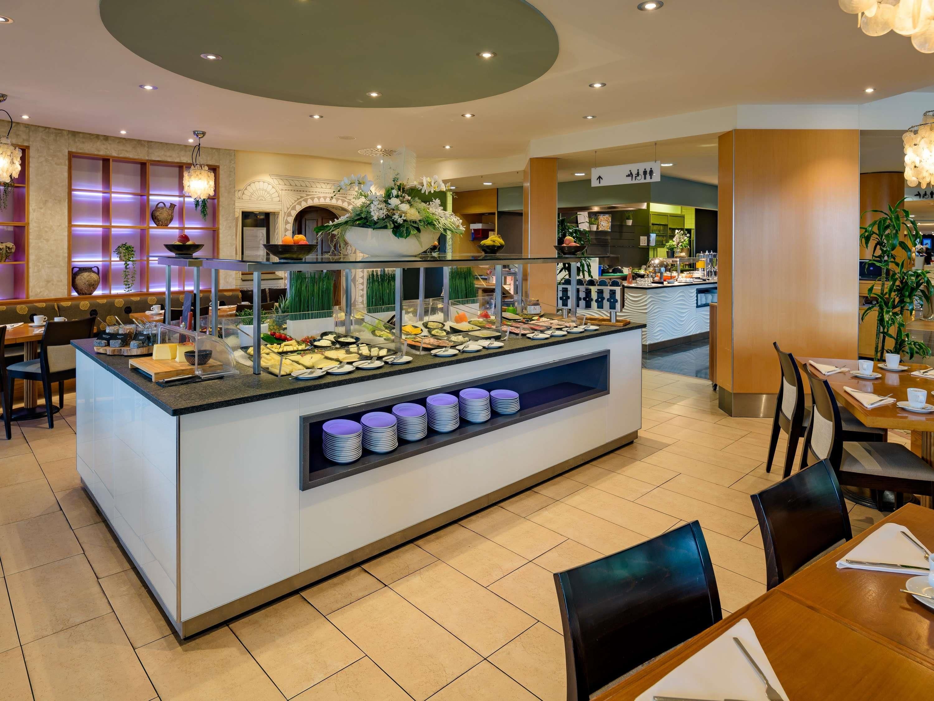 غرفة طعام صورة