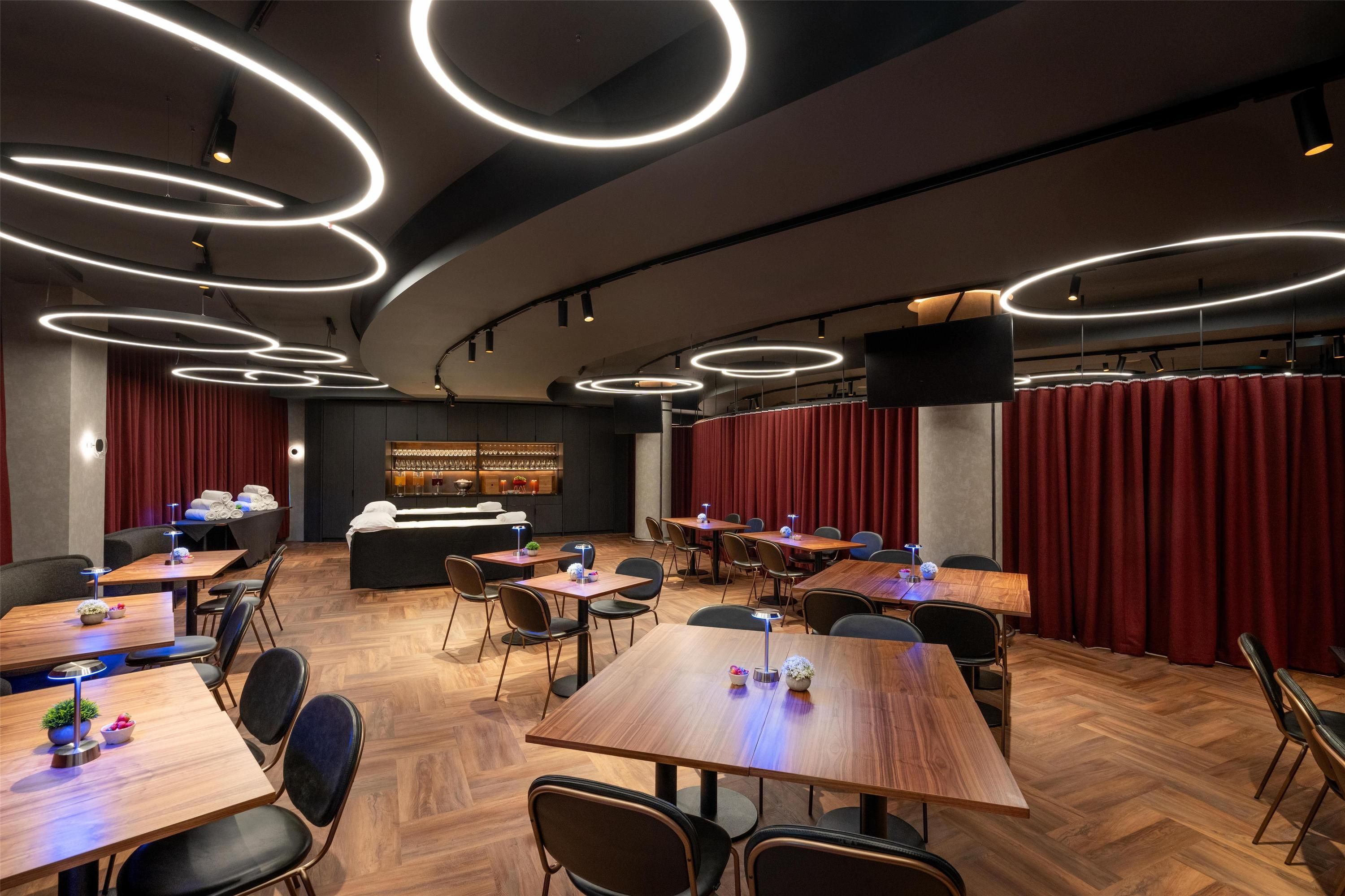 غرفة الاجتماعات