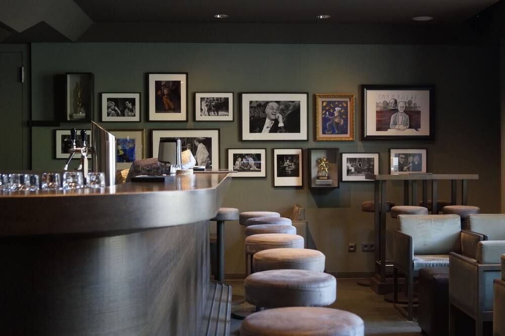 بار