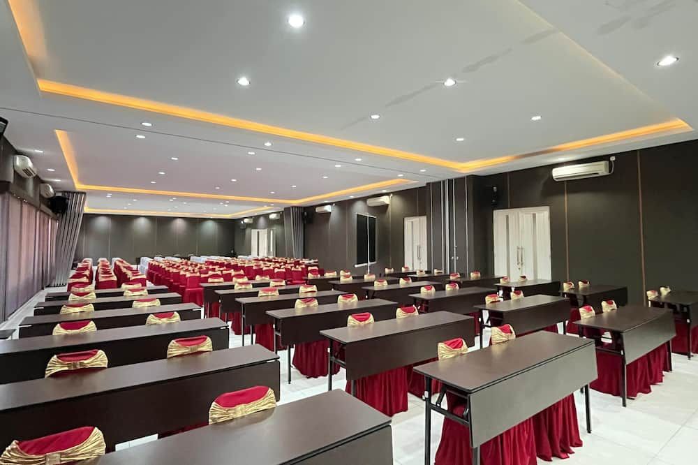 غرفة الاجتماعات