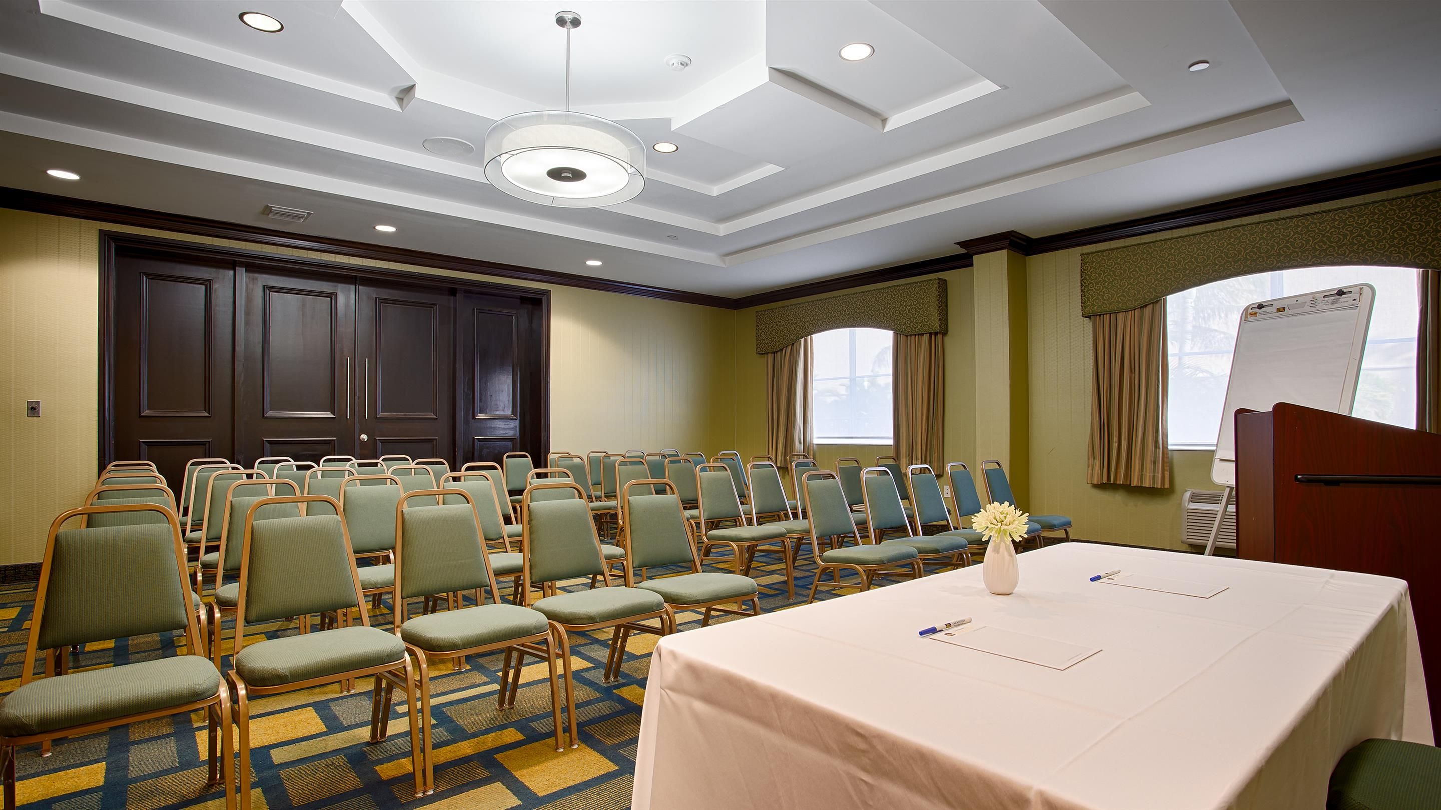 غرفة الاجتماعات