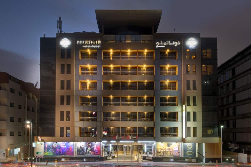مبنى
