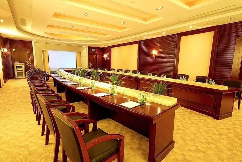 غرفة الاجتماعات