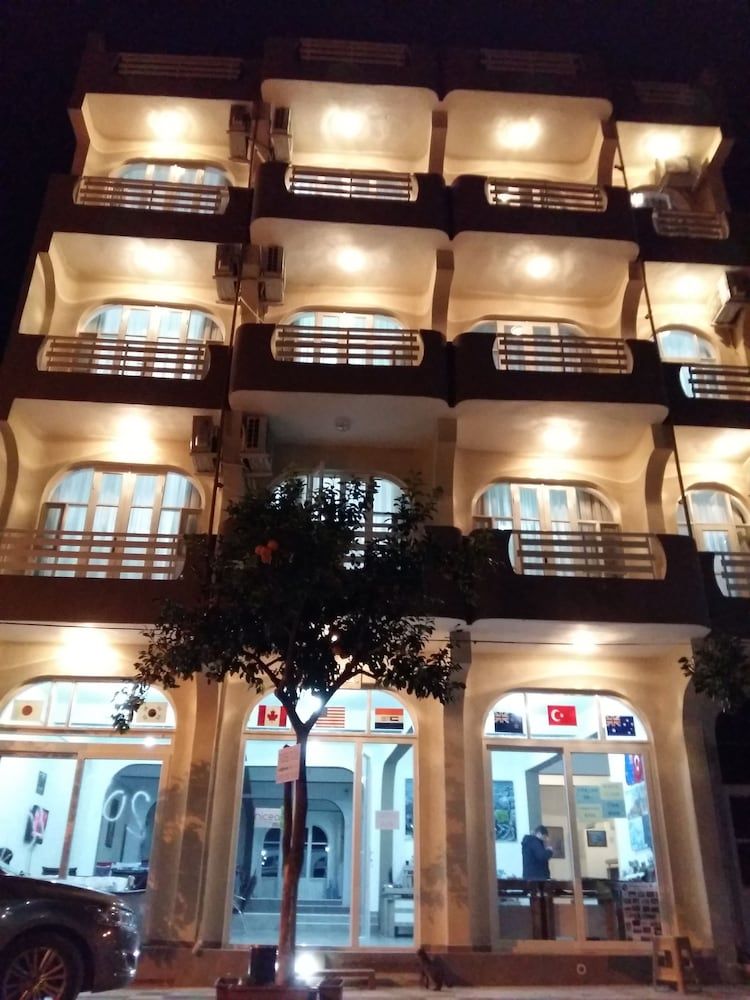 مبنى