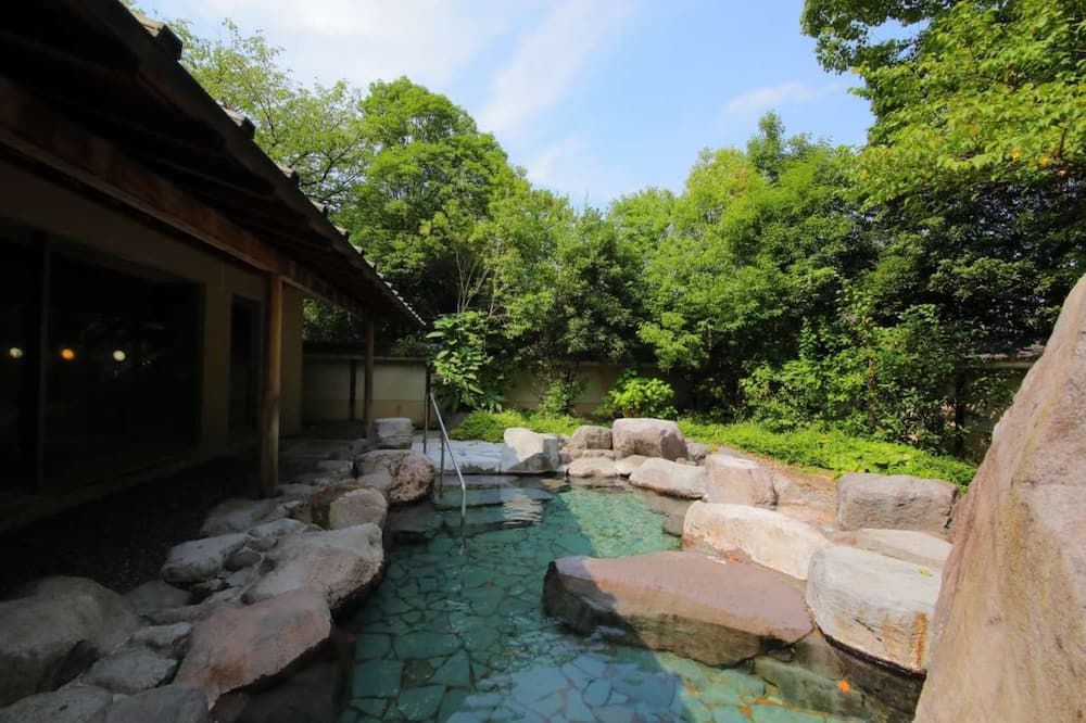 شرفة مرصوفة