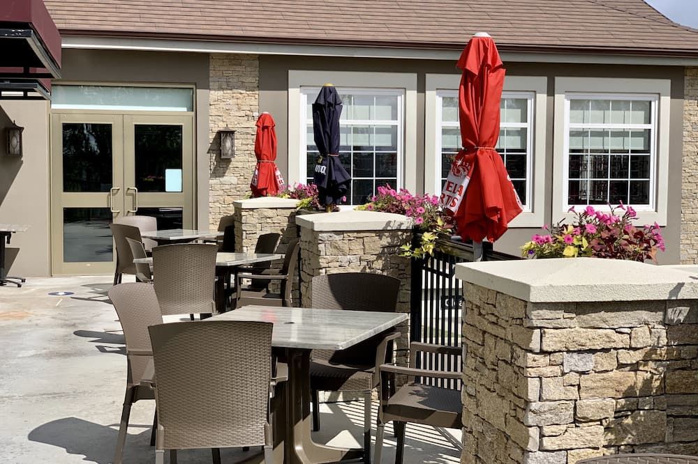 شرفة مرصوفة