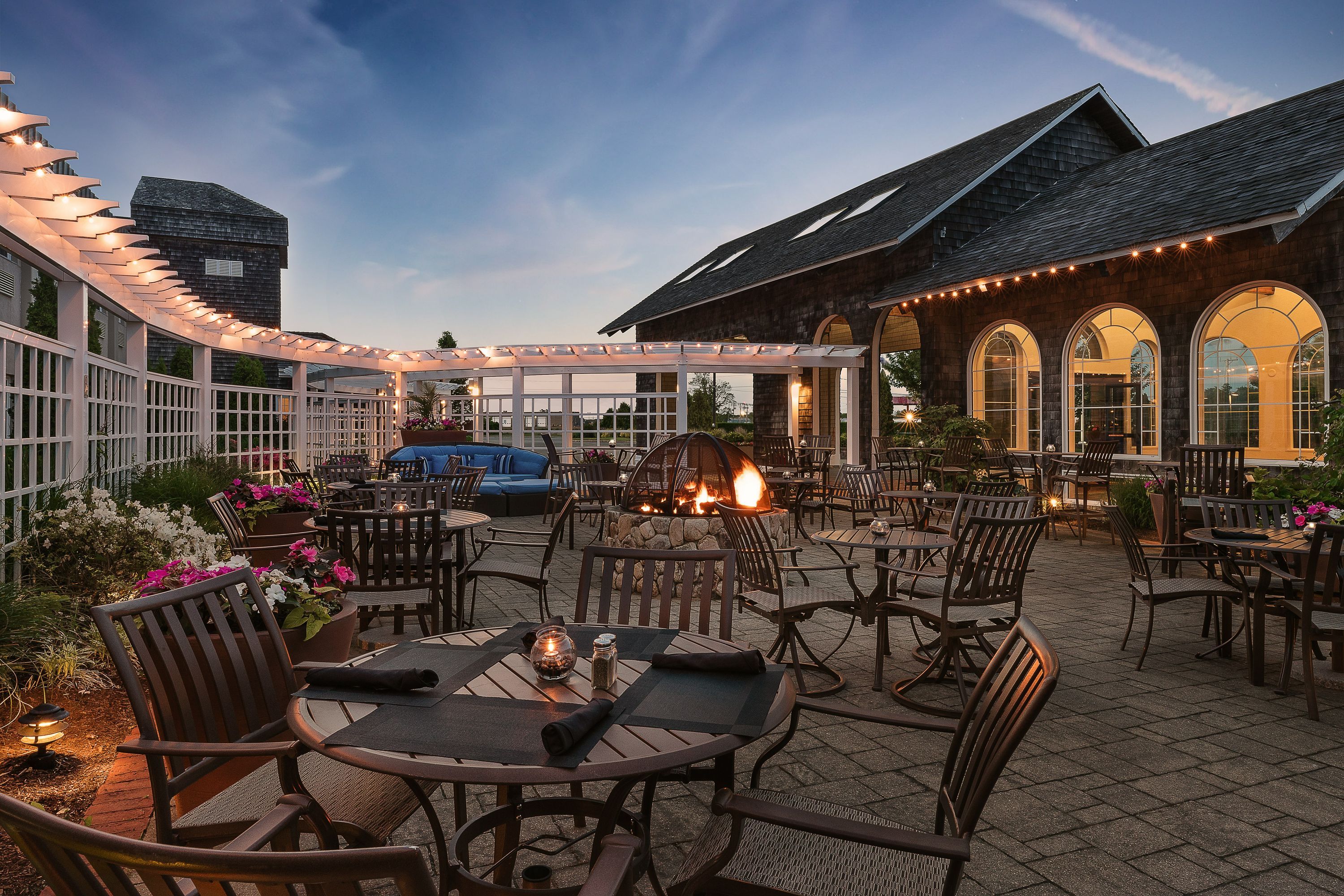 شرفة مرصوفة صورة