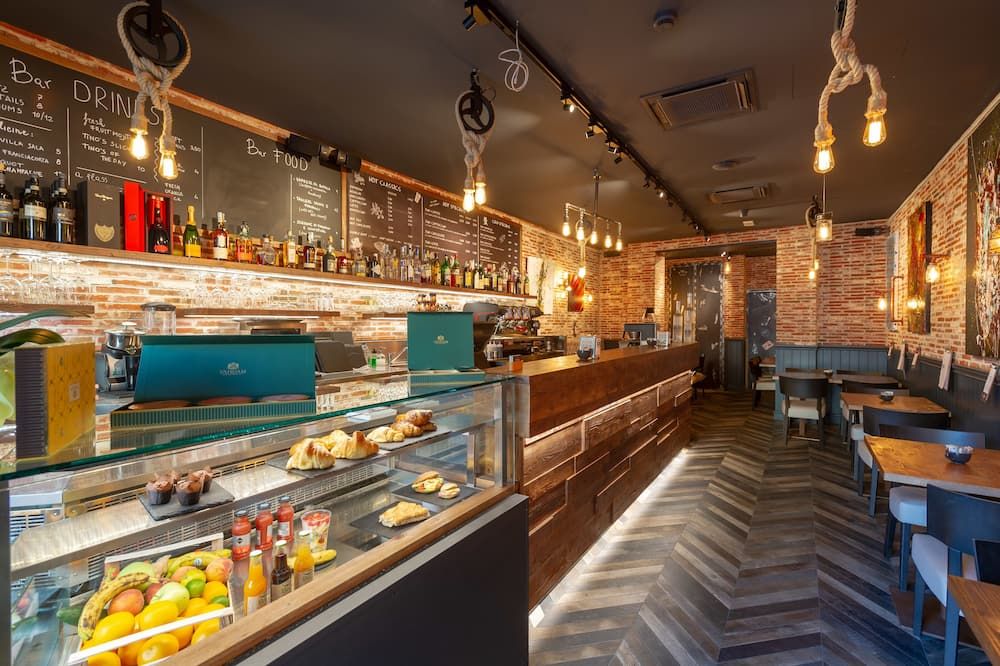 بار