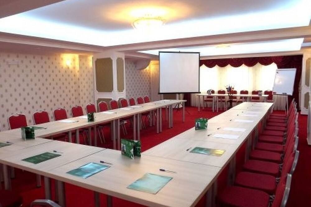 غرفة الاجتماعات