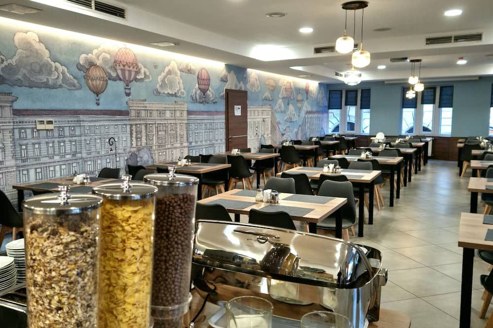 مطعم