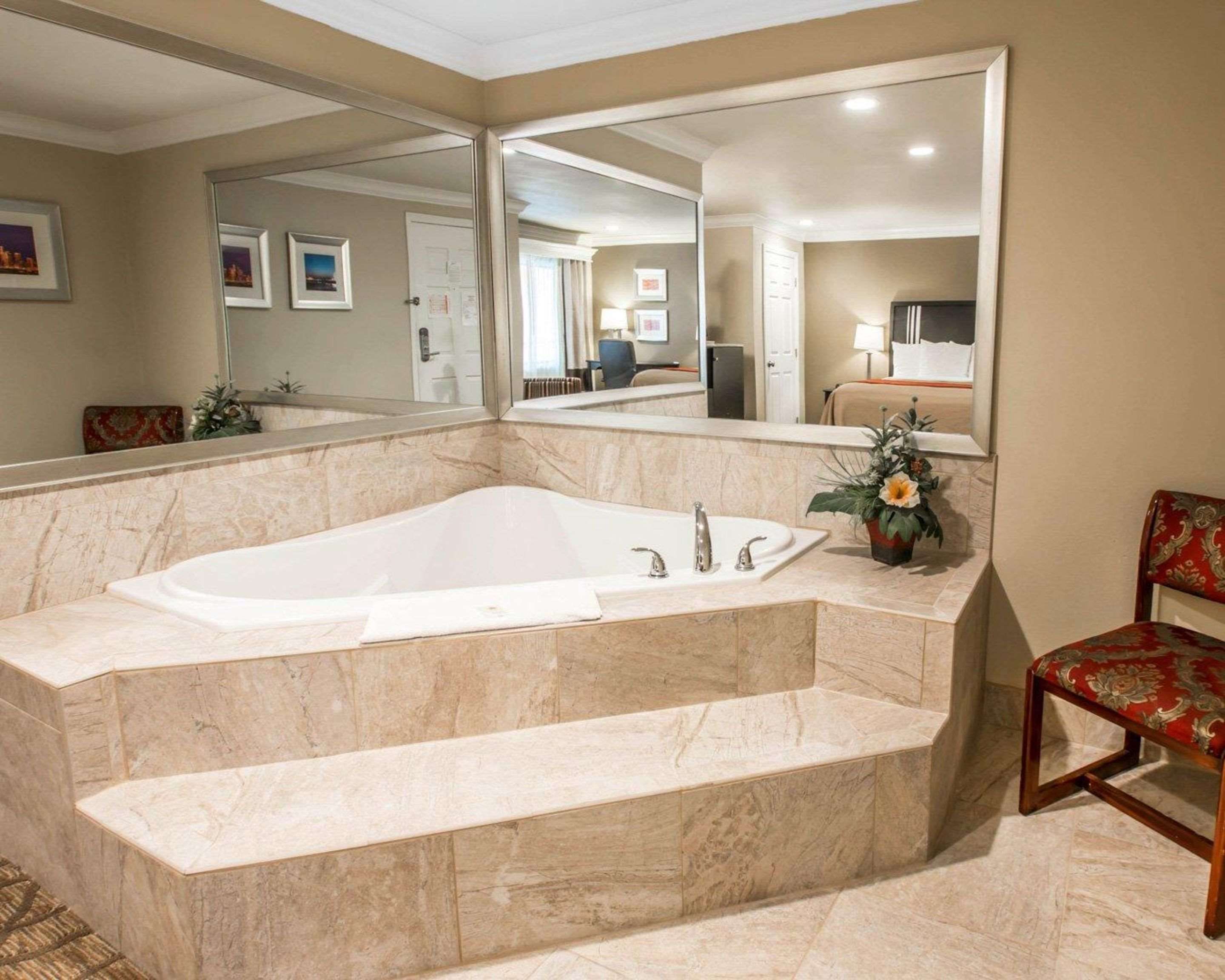 مرافق الفندق