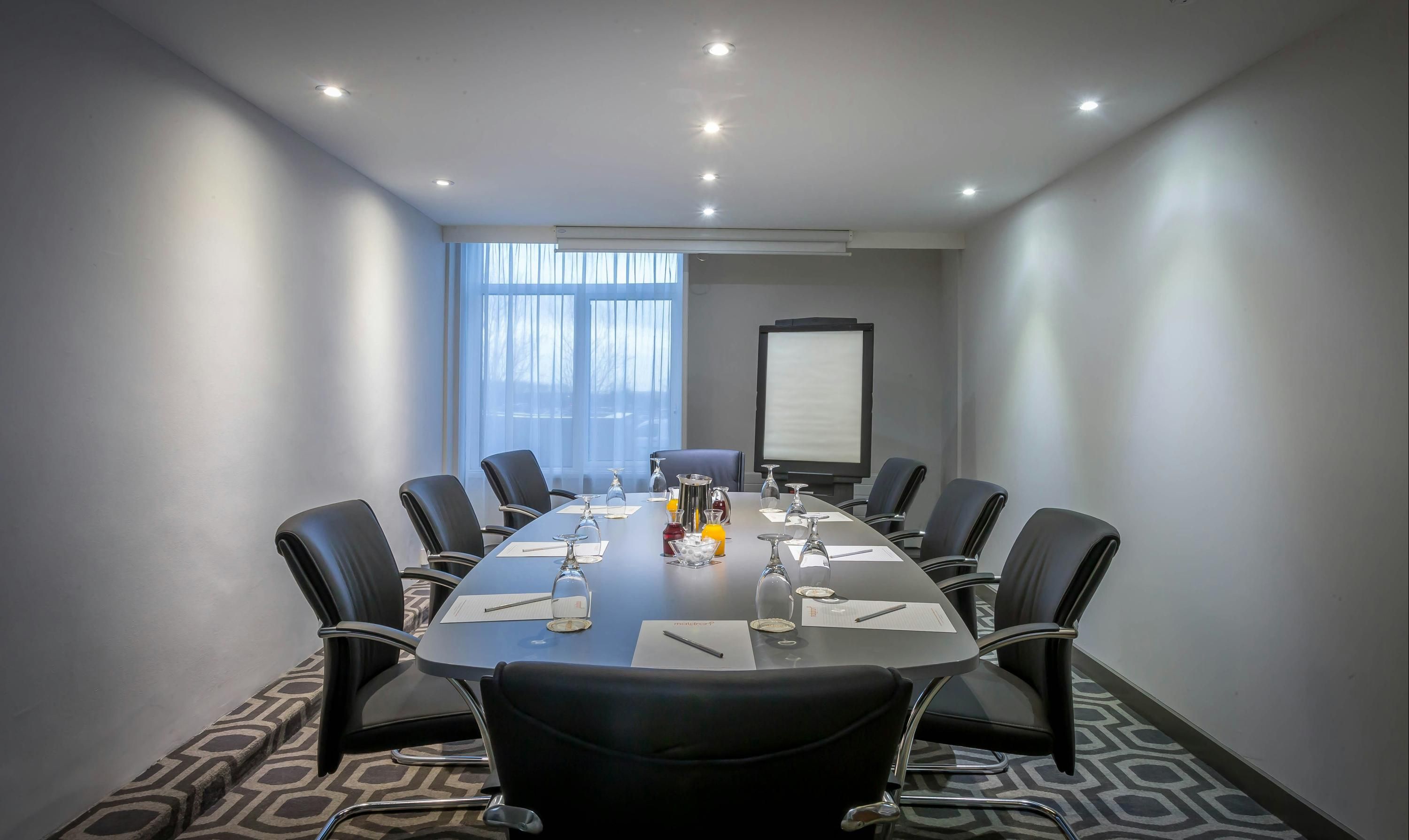 غرفة الاجتماعات