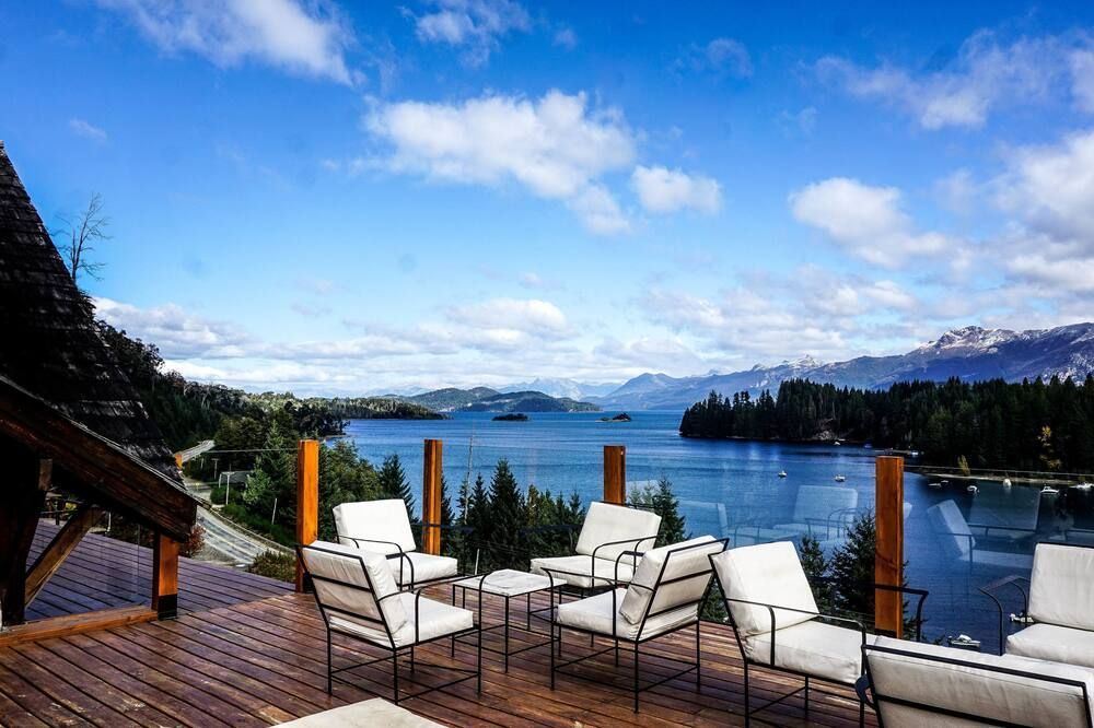 شرفة مرصوفة