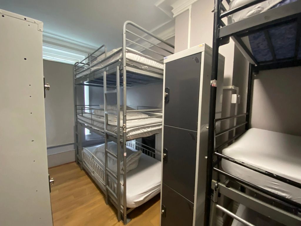آخر