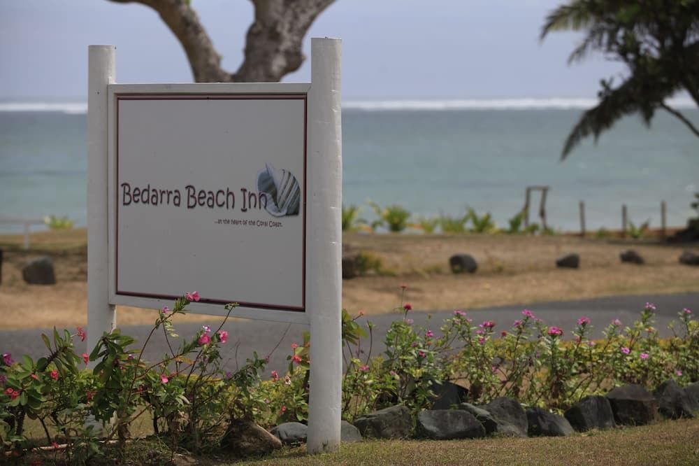 آخر