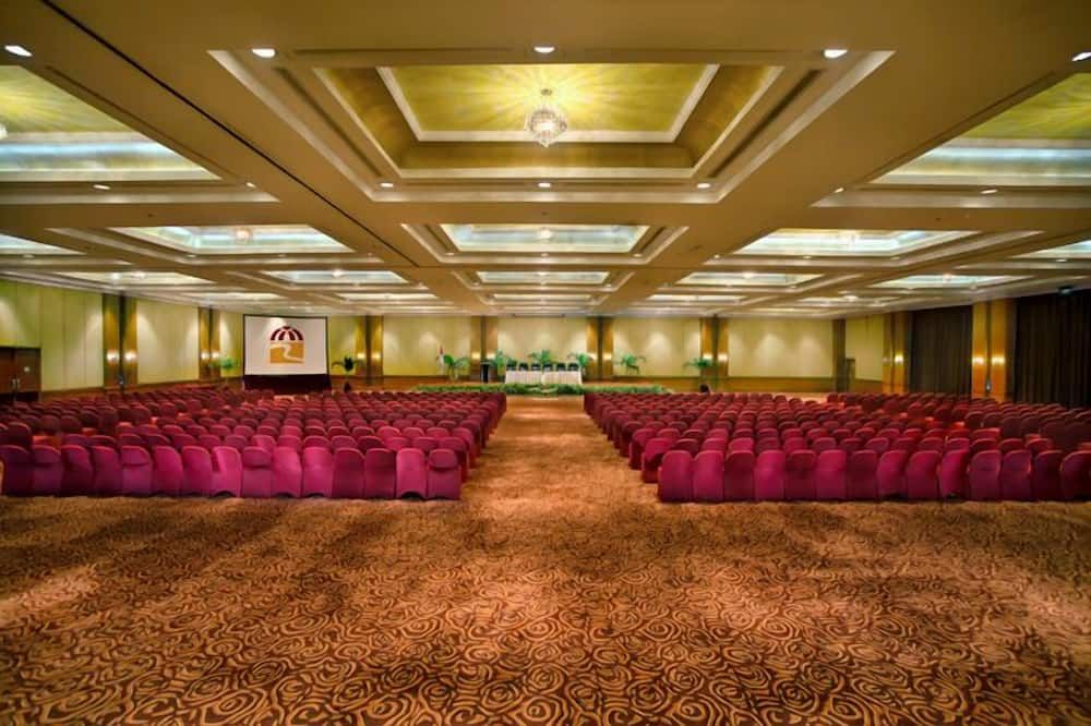 غرفة الاجتماعات