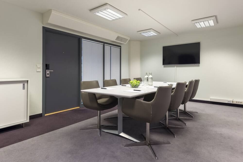 غرفة الاجتماعات