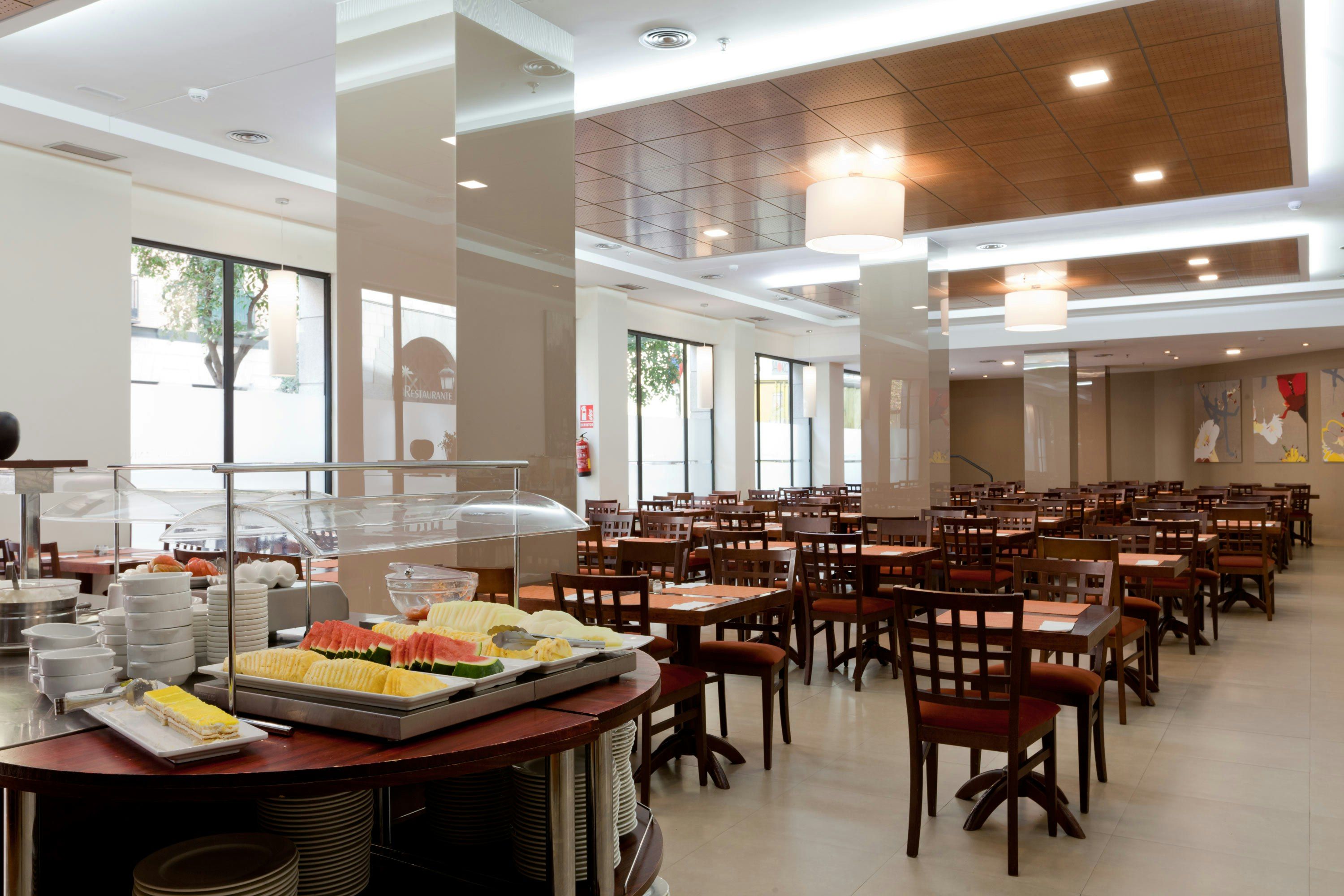 مطعم