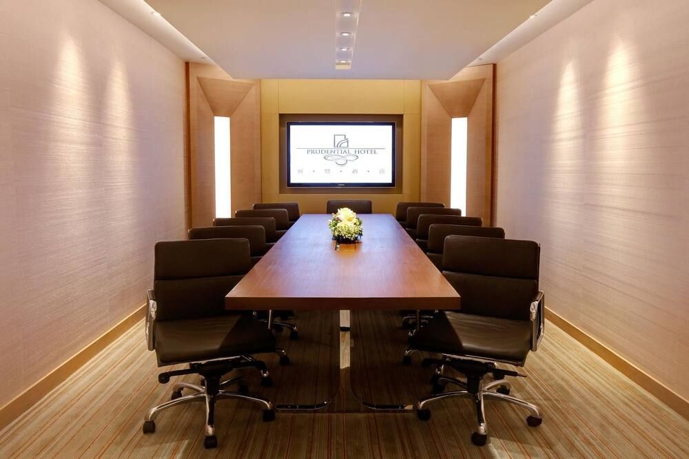 غرفة الاجتماعات