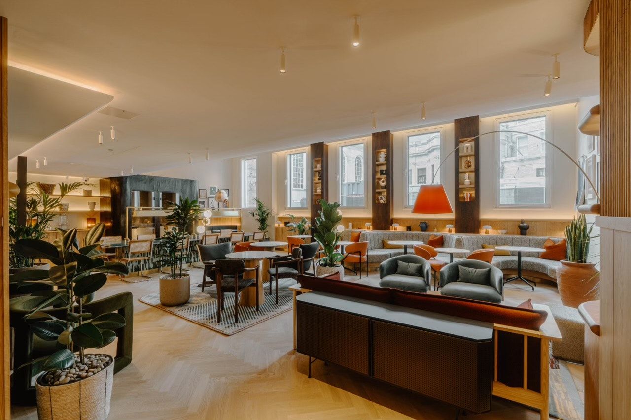 غرفة الاجتماعات