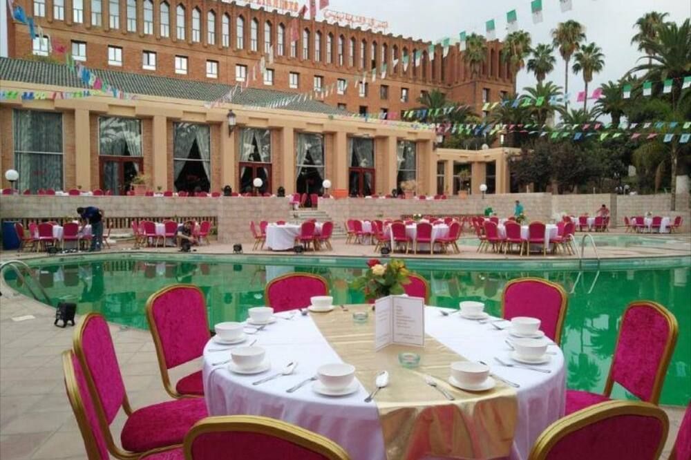 قاعة الولائم