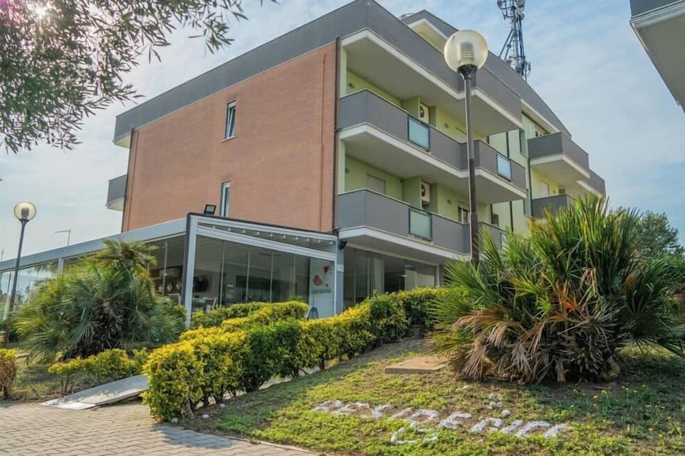 مبنى