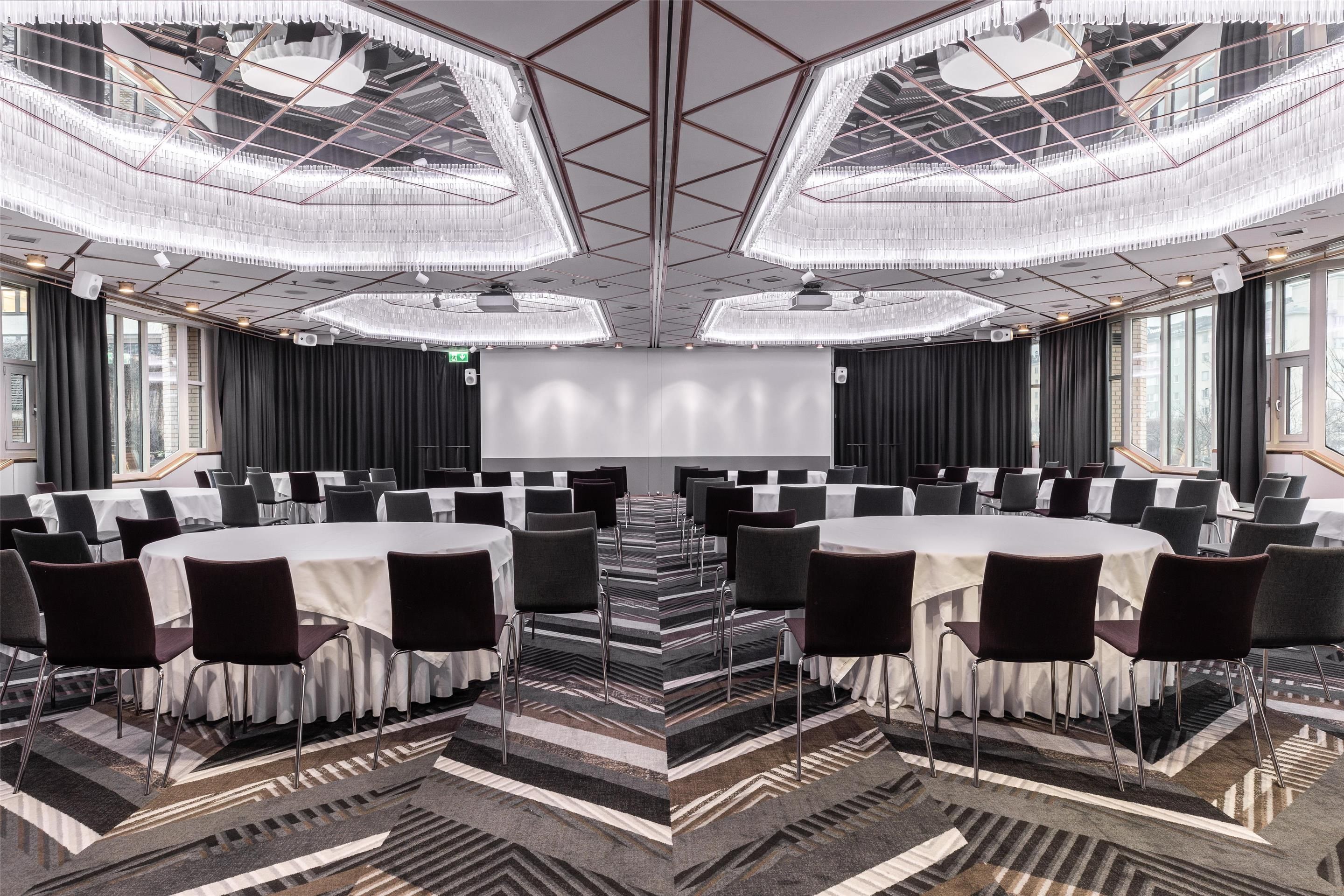 غرفة الاجتماعات