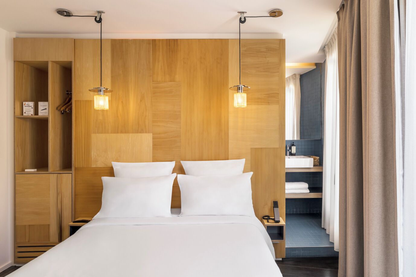 آخر