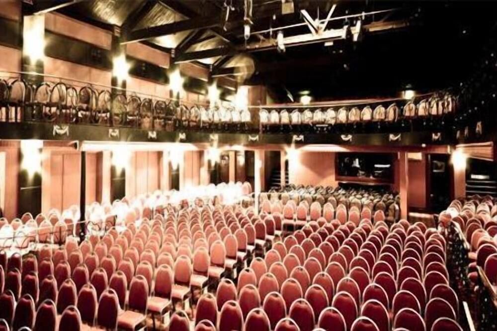 المعالم السياحية