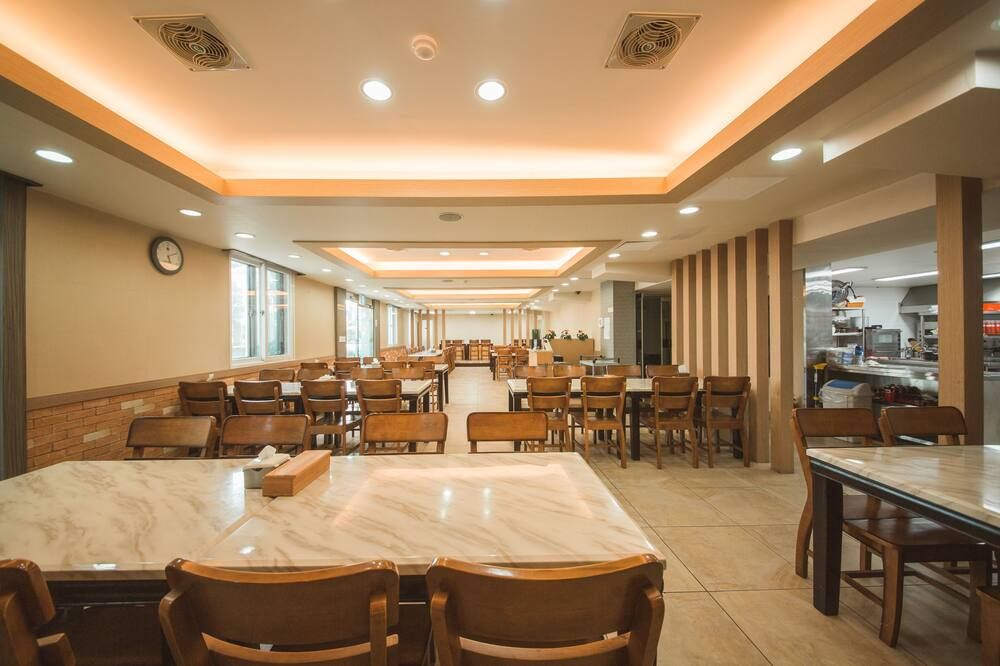 مطعم صورة