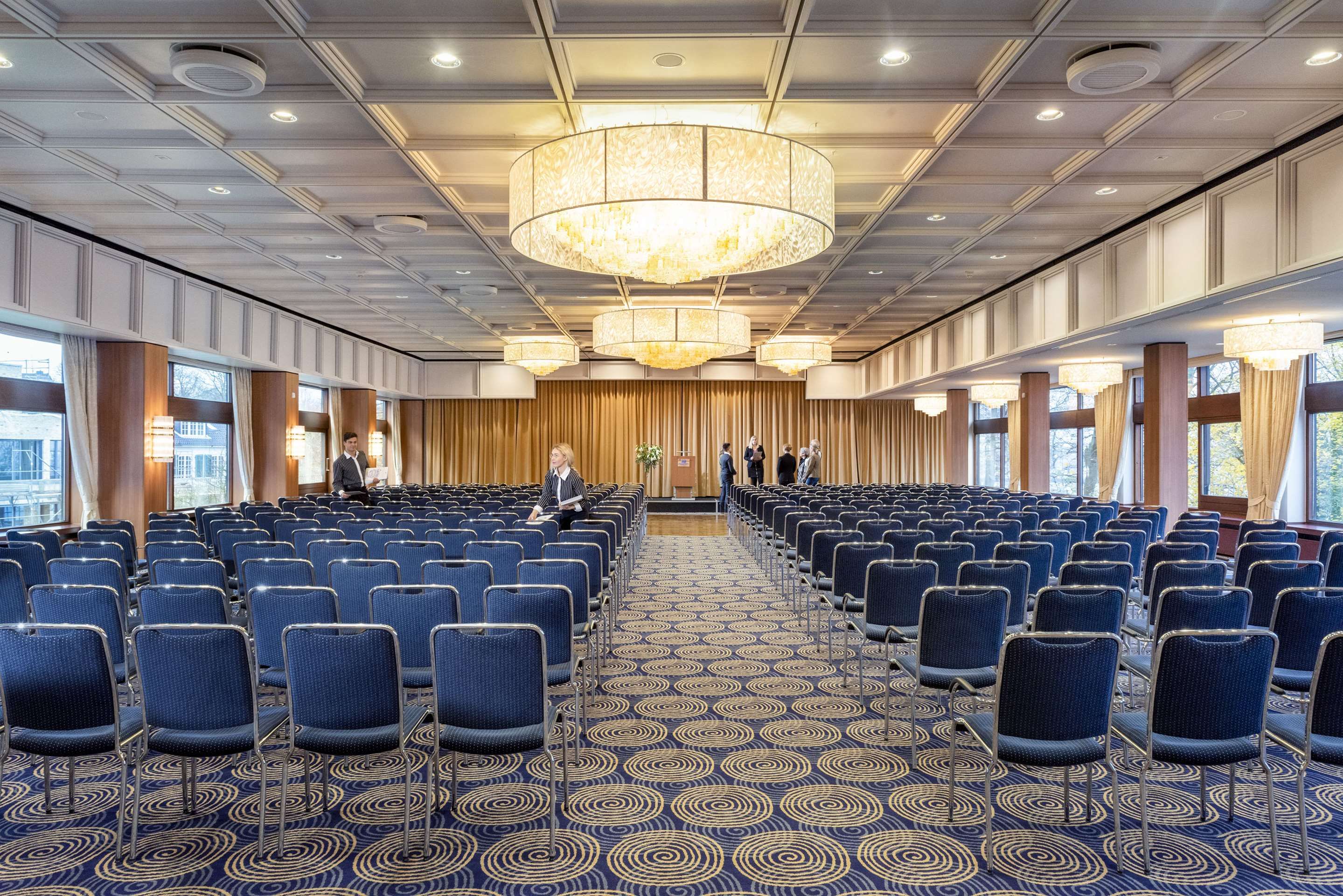 غرفة الاجتماعات