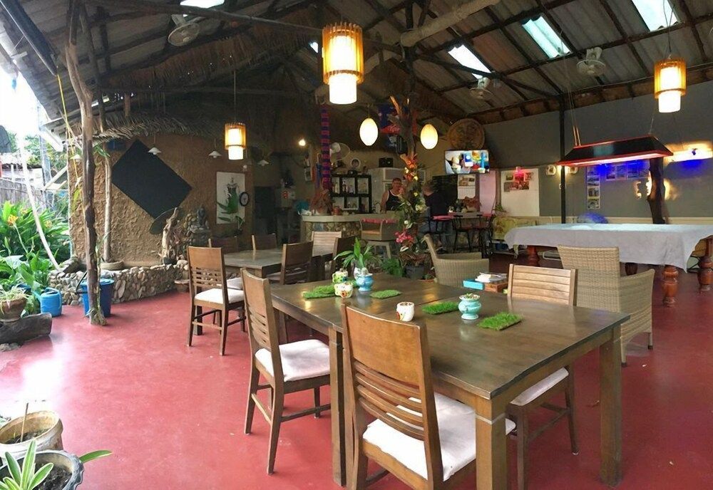 مطعم