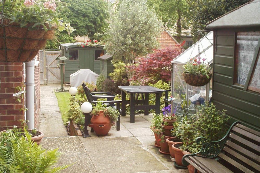 شرفة مرصوفة