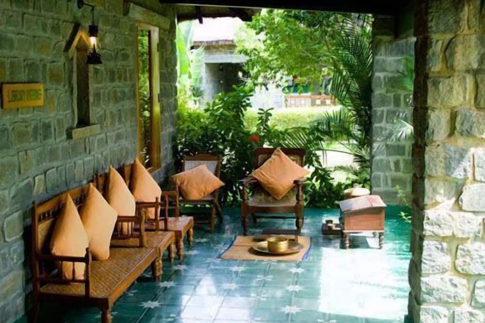 شرفة مرصوفة