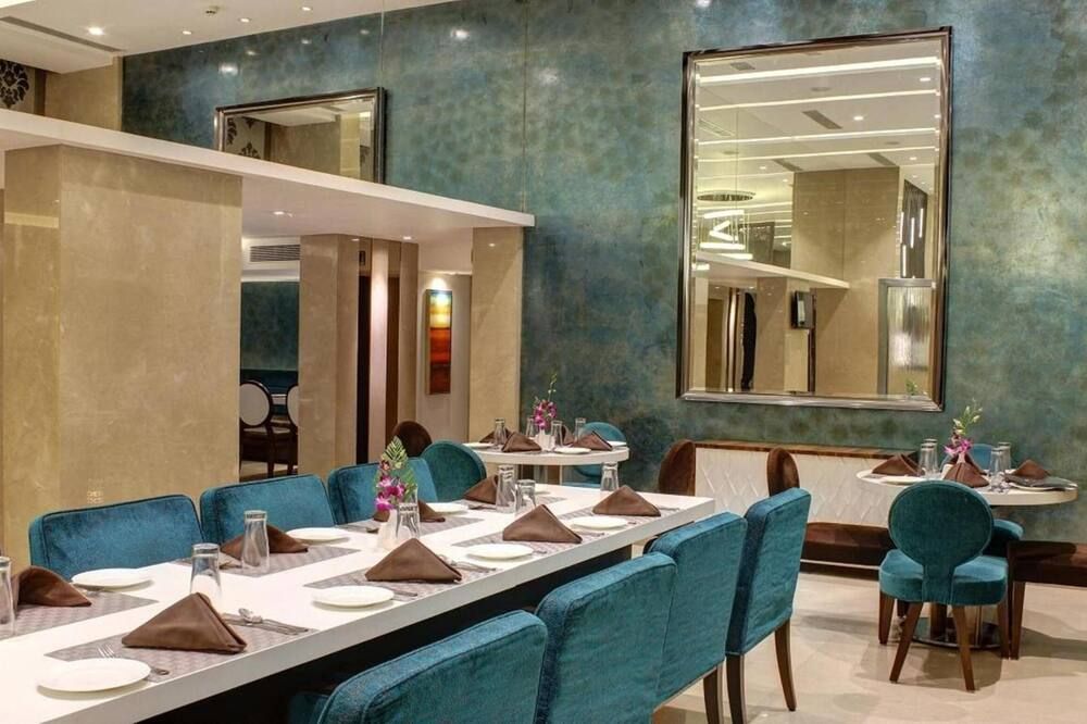 مطعم