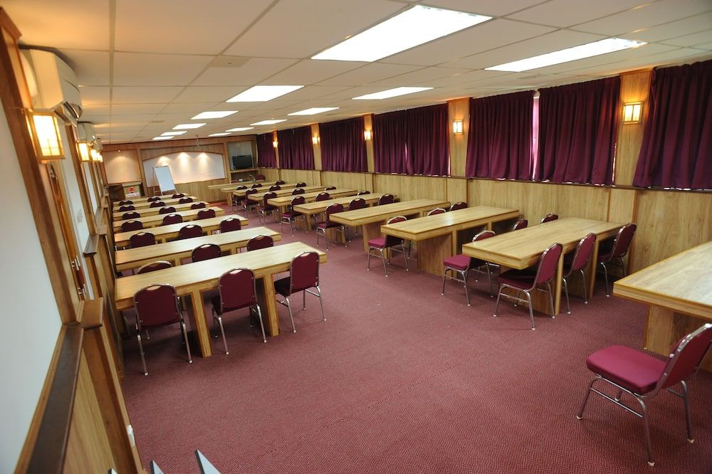 غرفة الاجتماعات