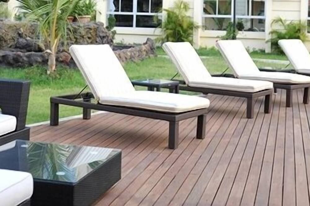 شرفة مرصوفة