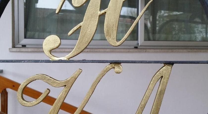 آخر