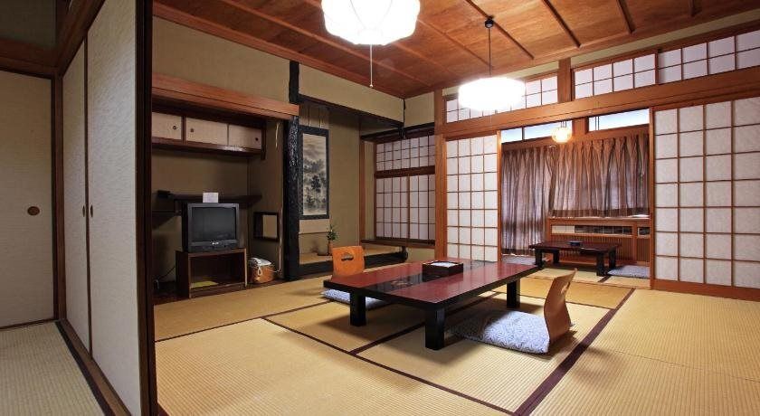 غرفة طعام صورة