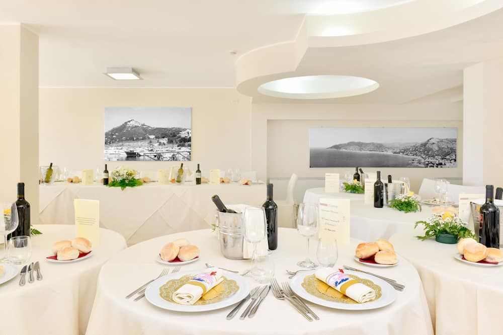 قاعة الولائم